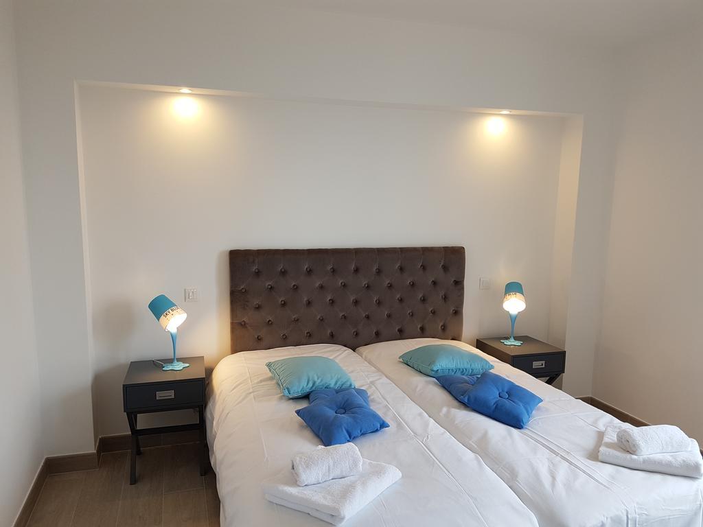 Residence Lesia Корбара Екстериор снимка